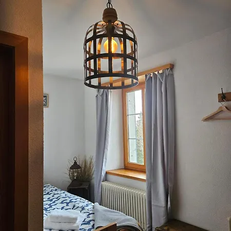 Restaurant Du Marchairuz בית הארחה