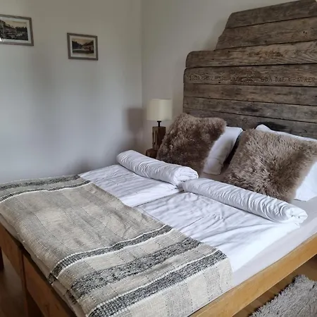 Restaurant Du Marchairuz בית הארחה Le Brassus