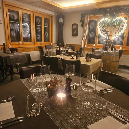 Restaurant Du Marchairuz Guest house *