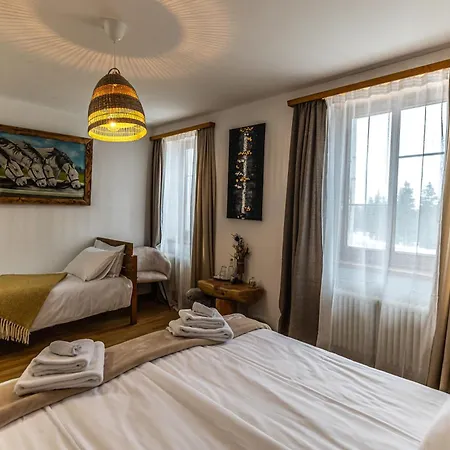 Restaurant Du Marchairuz 勒布拉索斯